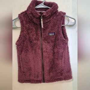 Patagonia Plush Fleece Zip Vest in Mauve Plum Sz.S 7-8